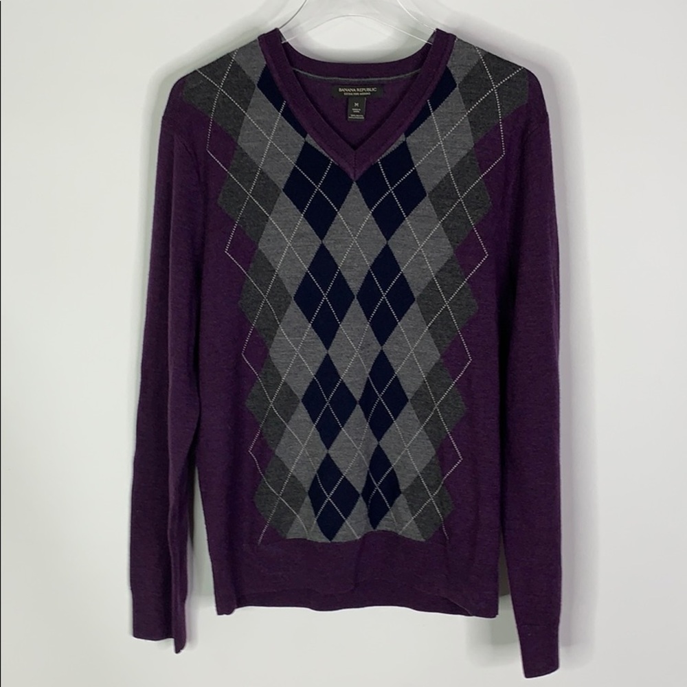 Banana Republic Men’s Merino Wool V-Neck Sweater